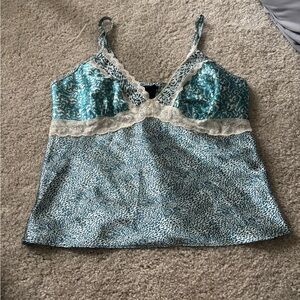 Secret Treasures Blue and White Patterned Top